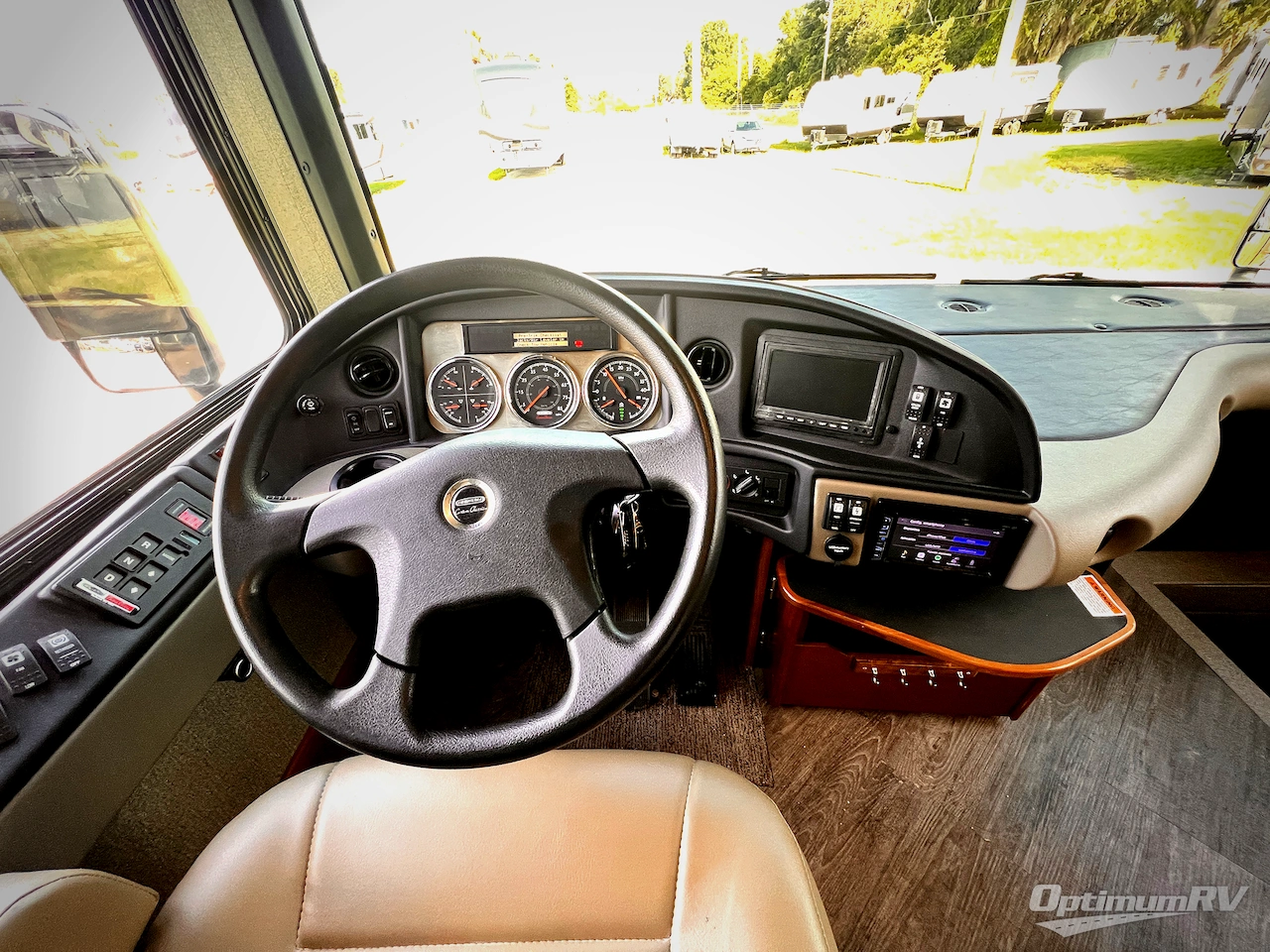 2018 Fleetwood Pace Arrow LXE 38K Photo 8
