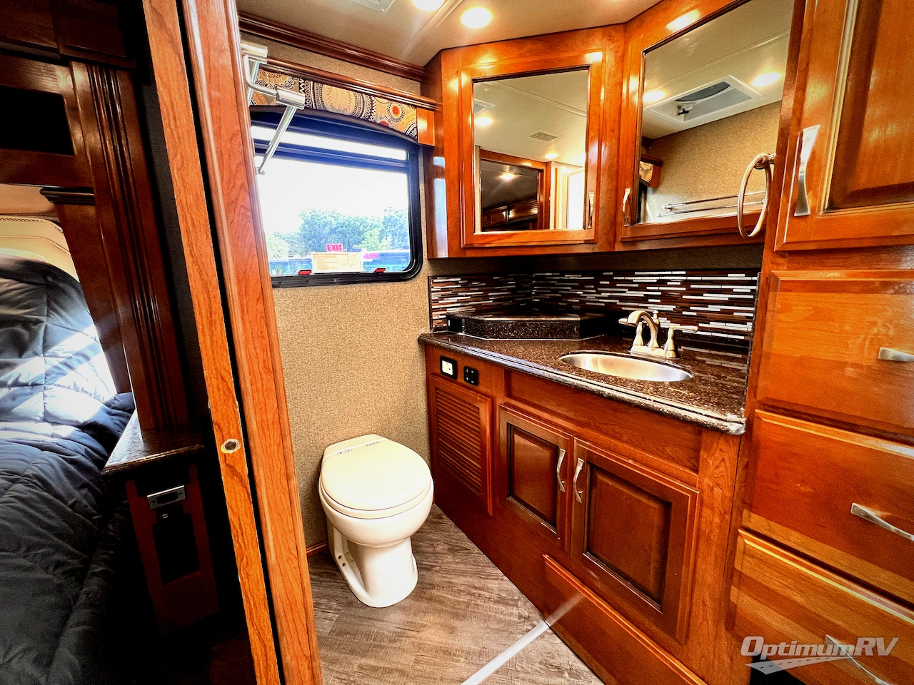 2018 Fleetwood Pace Arrow LXE 38K Photo 25