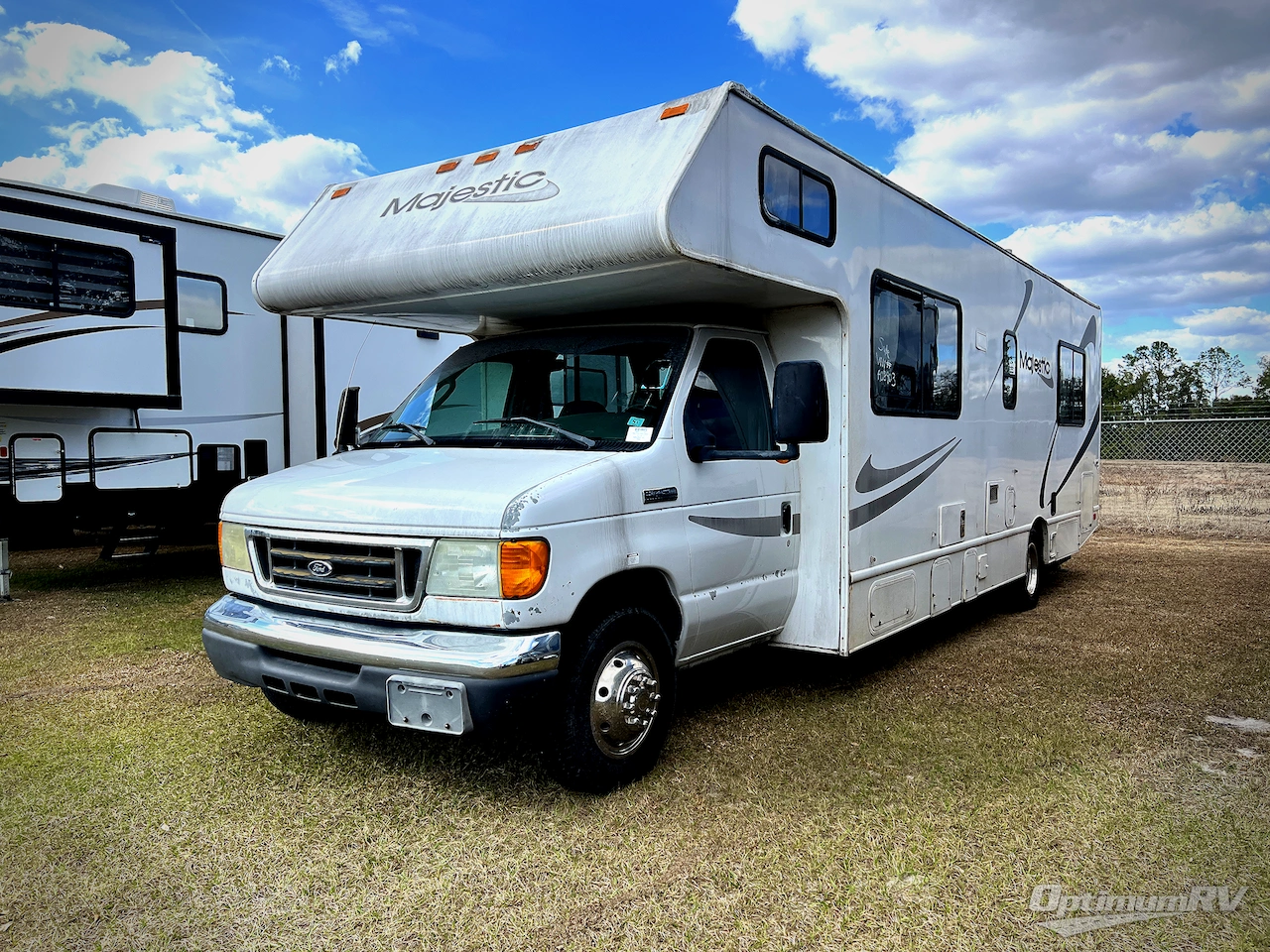 2008 Born Free Majestic 28A Photo 2