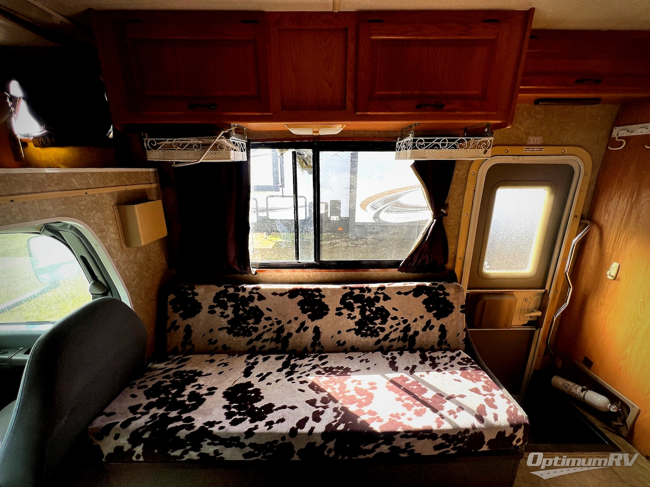 2008 Born Free Majestic 28A Photo 8