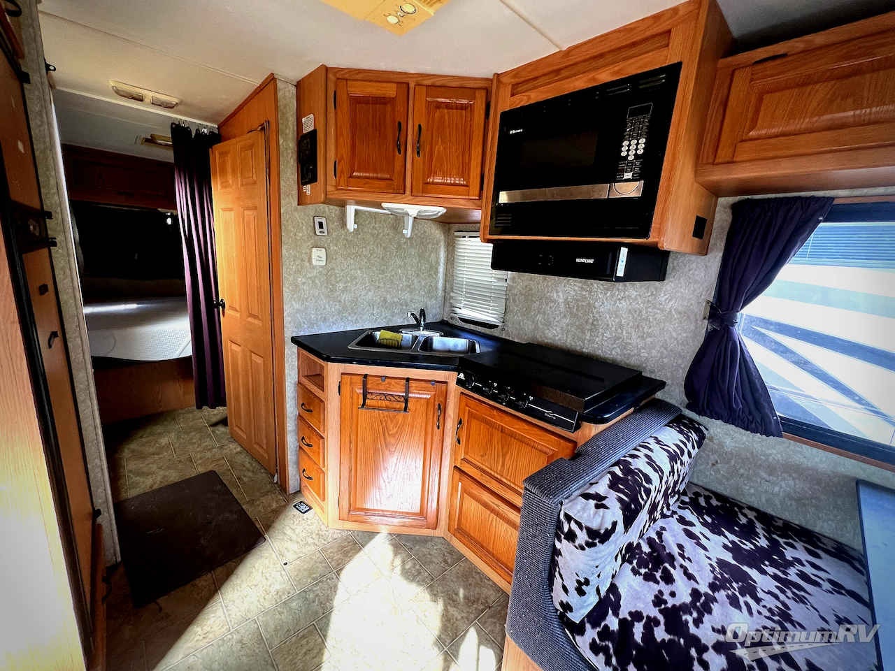 2008 Born Free Majestic 28A Photo 10