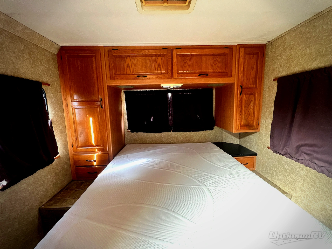 2008 Born Free Majestic 28A Photo 12