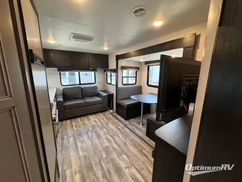 2022 Starcraft Super Lite 242RL RV Photo 2