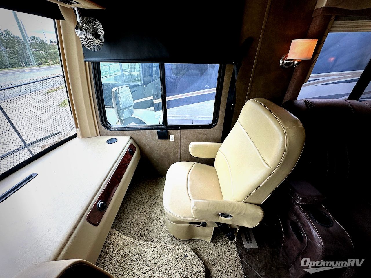 2013 Newmar Bay Star 3305 Photo 5