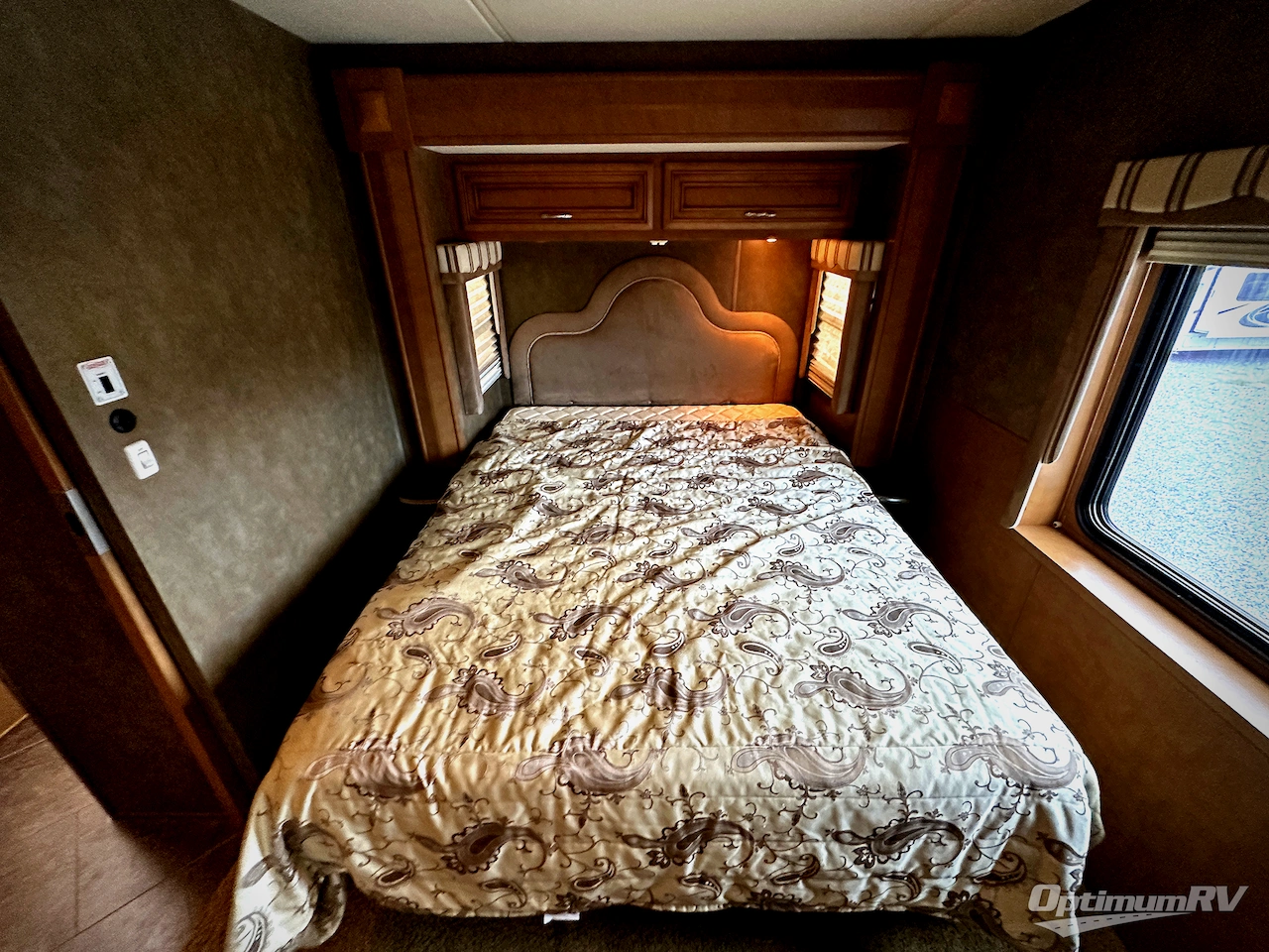 2013 Newmar Bay Star 3305 Photo 21