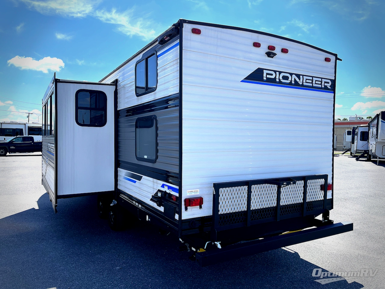 2023 Heartland Pioneer BH 270 Photo 3