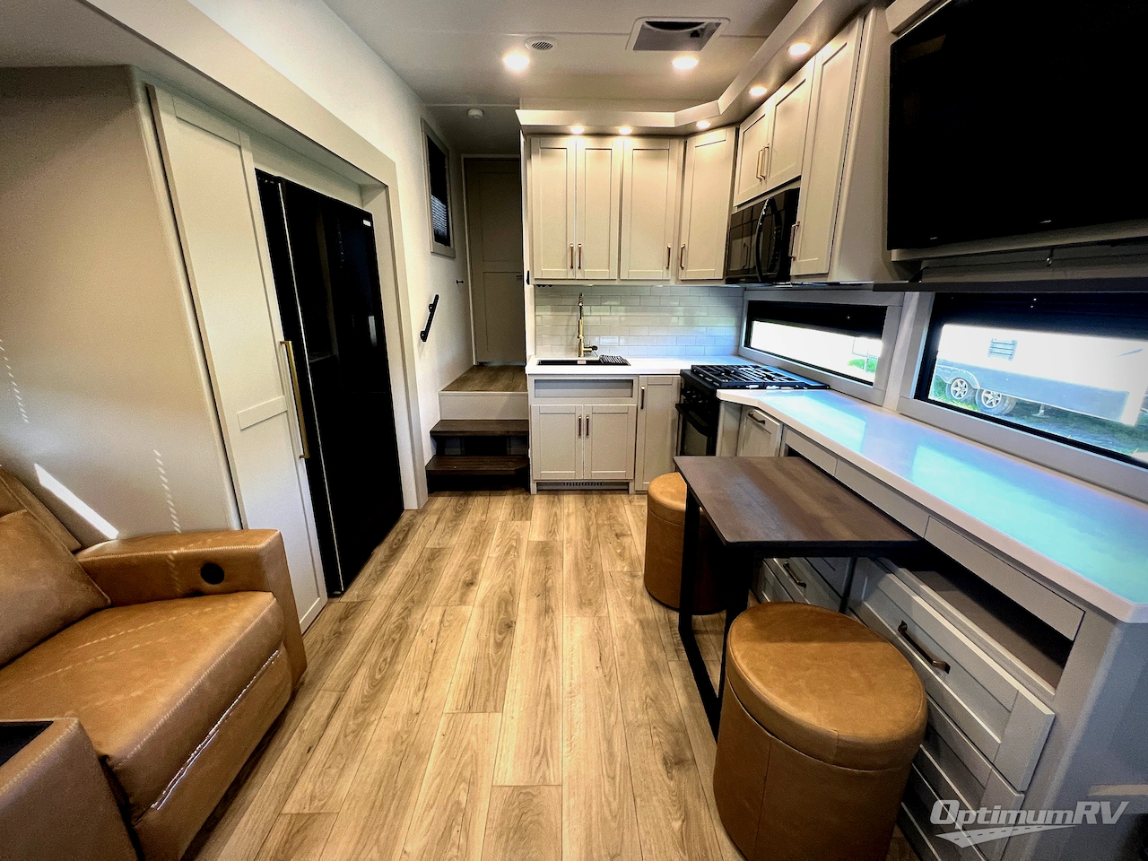 2025 Brinkley Model Z 2670 Photo 4