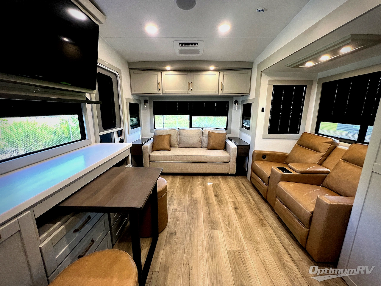 2025 Brinkley Model Z 2670 Photo 18
