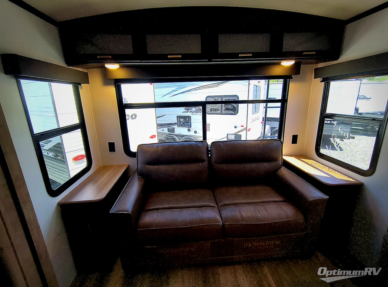 2022 Keystone Outback 330RL Photo 15