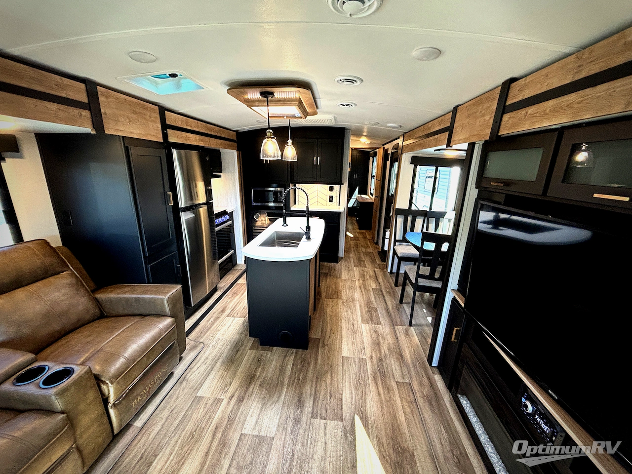 2022 Keystone Outback 330RL Photo 15