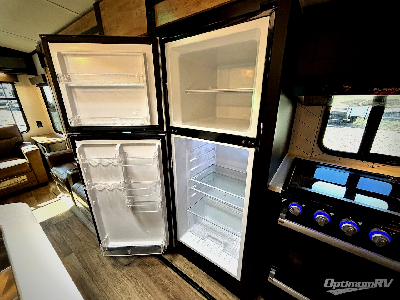 2022 Keystone Outback 330RL Photo 11