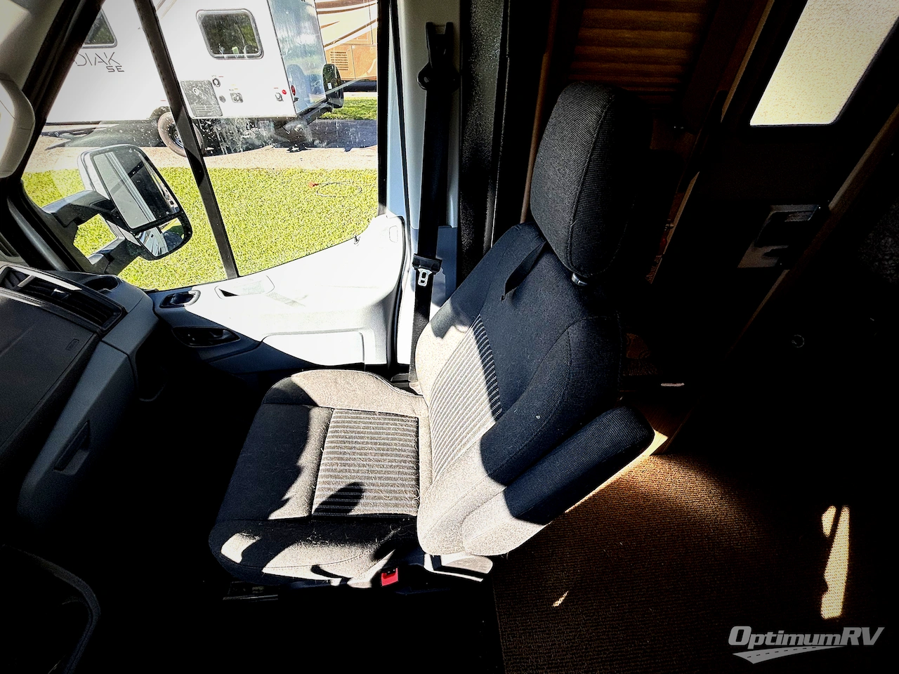 2017 Coachmen Freelander 20CB  Ford Transit Photo 13