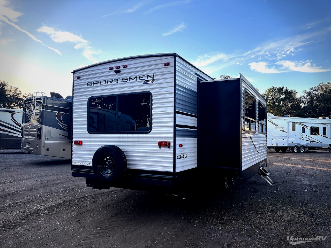 2025 KZ Sportsmen SE 303QBSE Photo 2