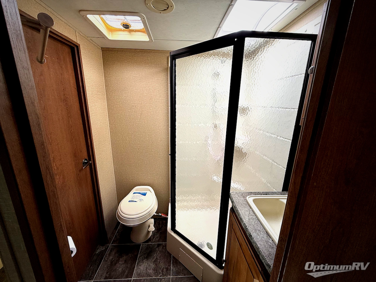 2014 Cruiser Fun Finder XTRA XT-330 Photo 6