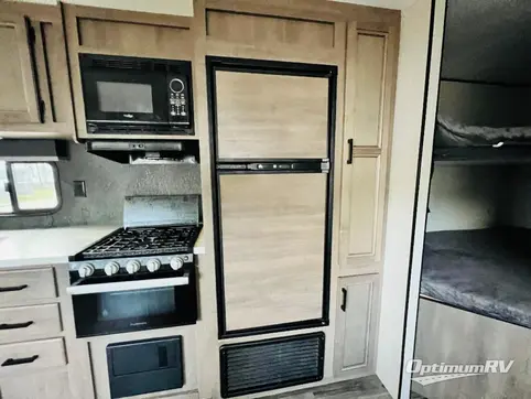 2022 Starcraft Autumn Ridge 26BHS RV Photo 3