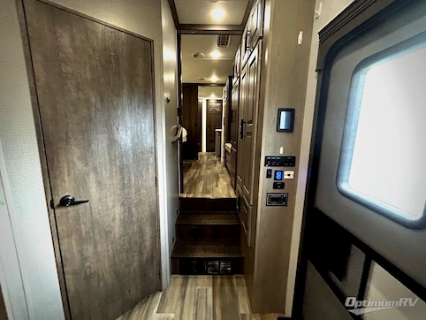2021 Heartland Landmark Newport RV Photo 2
