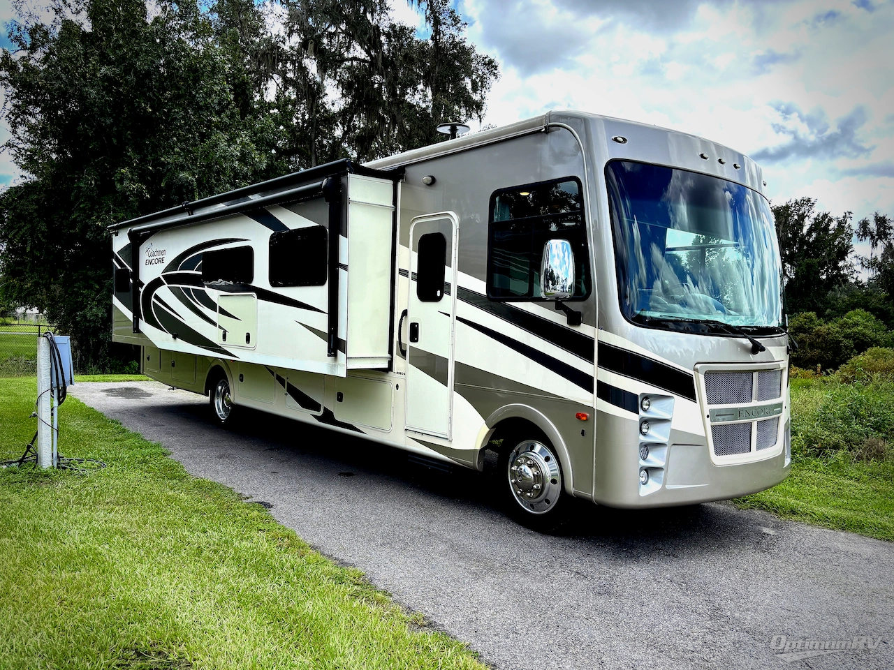 Coachmen Encore 355DS