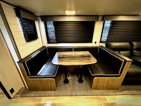 2022 Heartland Pioneer BH 322 RV Photo 4