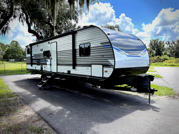 2022 Heartland Pioneer BH 322 RV Photo 1