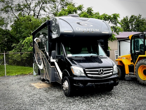 Used 2019 Thor Quantum Sprinter KM24 Featured Photo
