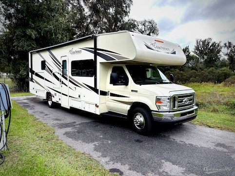 Used 2019 Coachmen Freelander 32DS Ford 450 Featured Photo