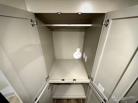 2025 Brinkley Model Z 3610 RV Photo 4