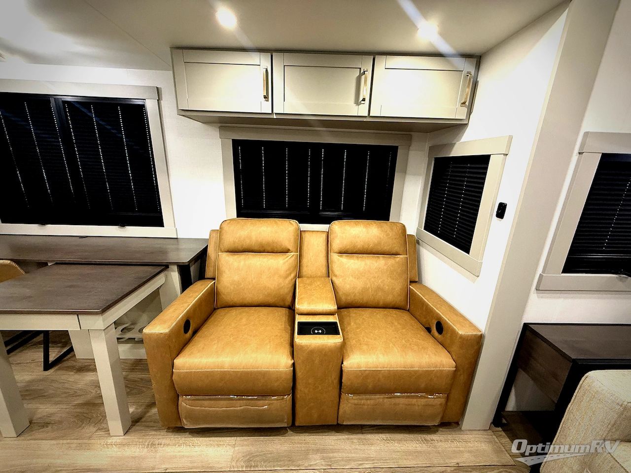 2025 Brinkley Model Z 3610 Photo 9