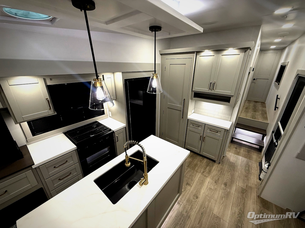 2025 Brinkley Model Z 3610 Photo 15