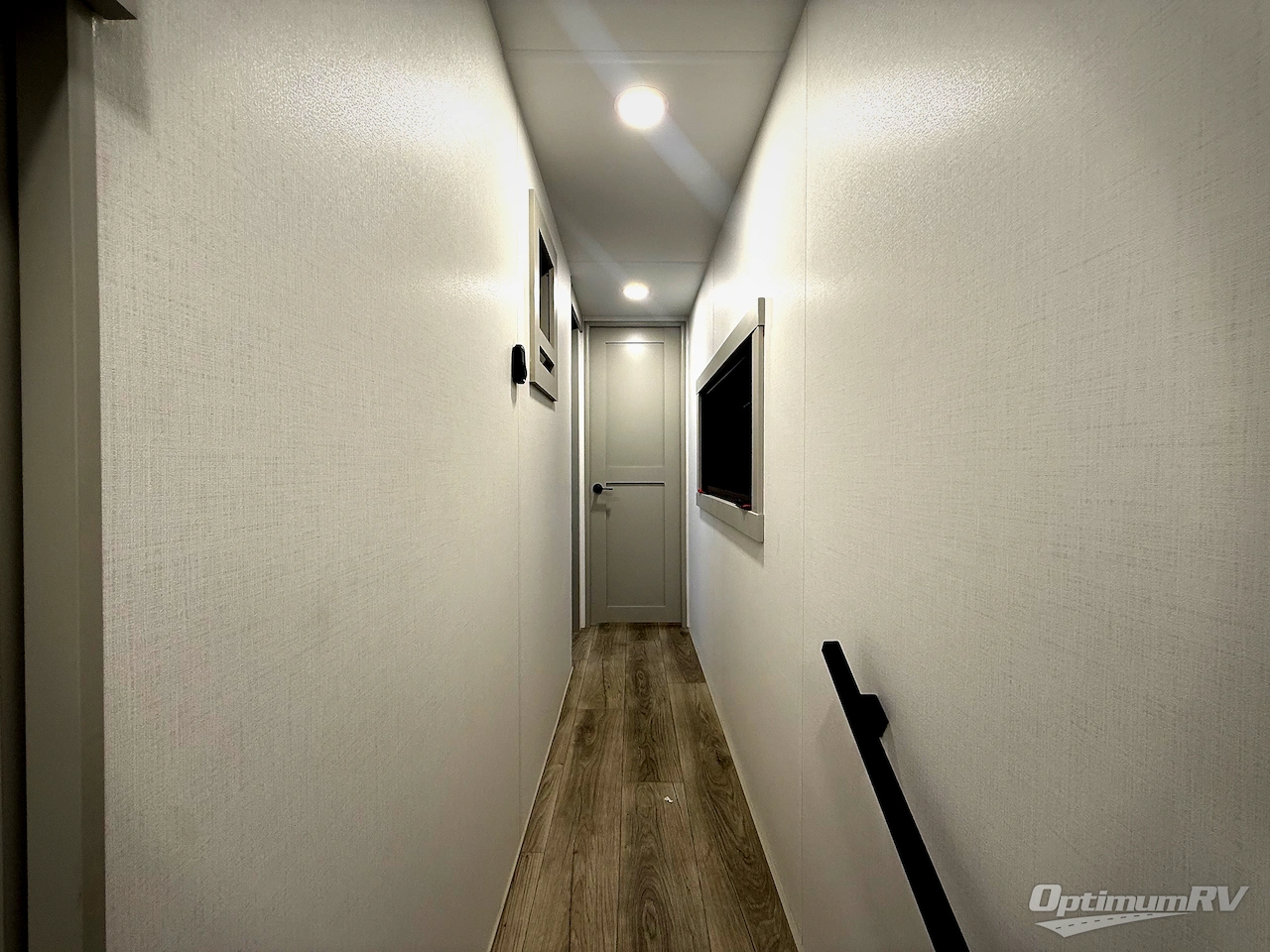 2025 Brinkley Model Z 3610 Photo 25