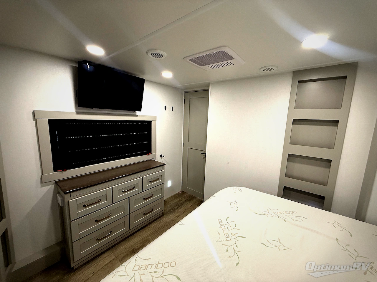 2025 Brinkley Model Z 3610 Photo 28