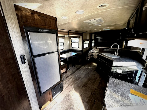 2018 Heartland Sundance Ultra Lite 221 RB RV Photo 2