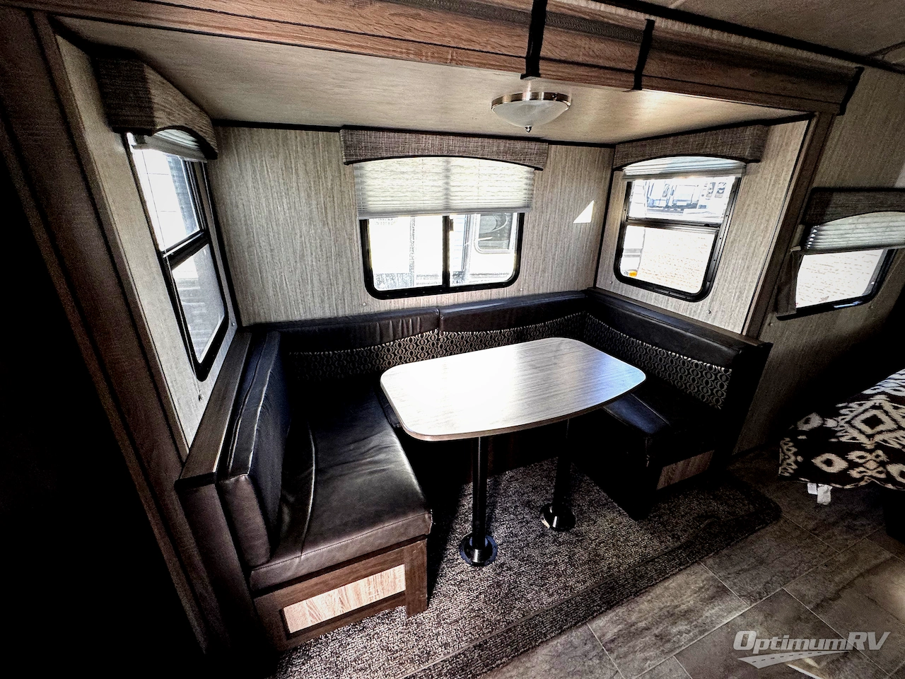 2018 Heartland Sundance Ultra Lite 221 RB Photo 8