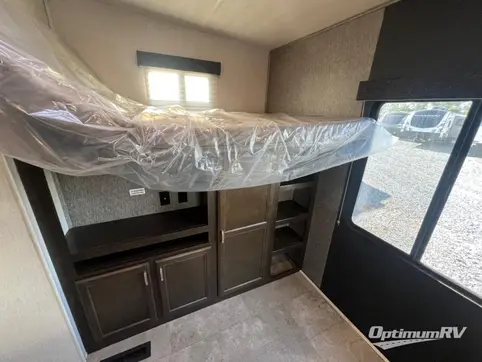 2019 Heartland ElkRidge Focus 327BH RV Photo 4
