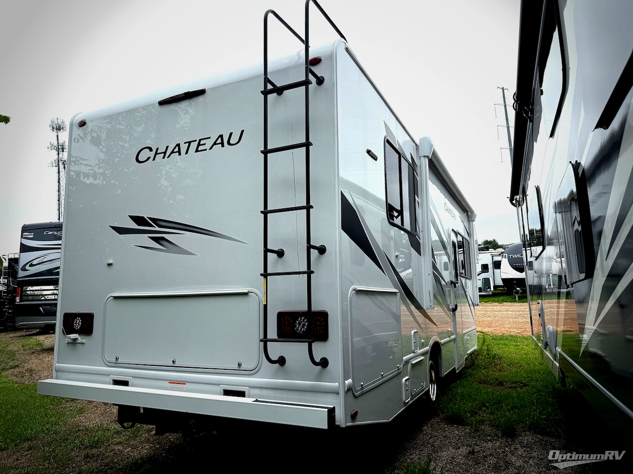 2024 Thor Chateau 28Z Photo 2