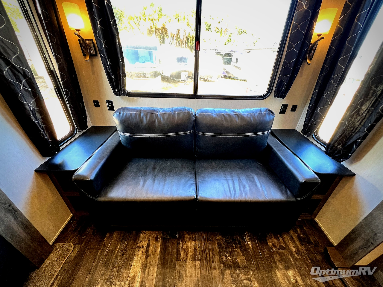 2021 Forest River Sabre 36BHQ Photo 9