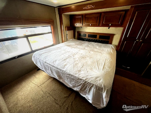 2015 Heartland Big Country 3800FL RV Photo 4