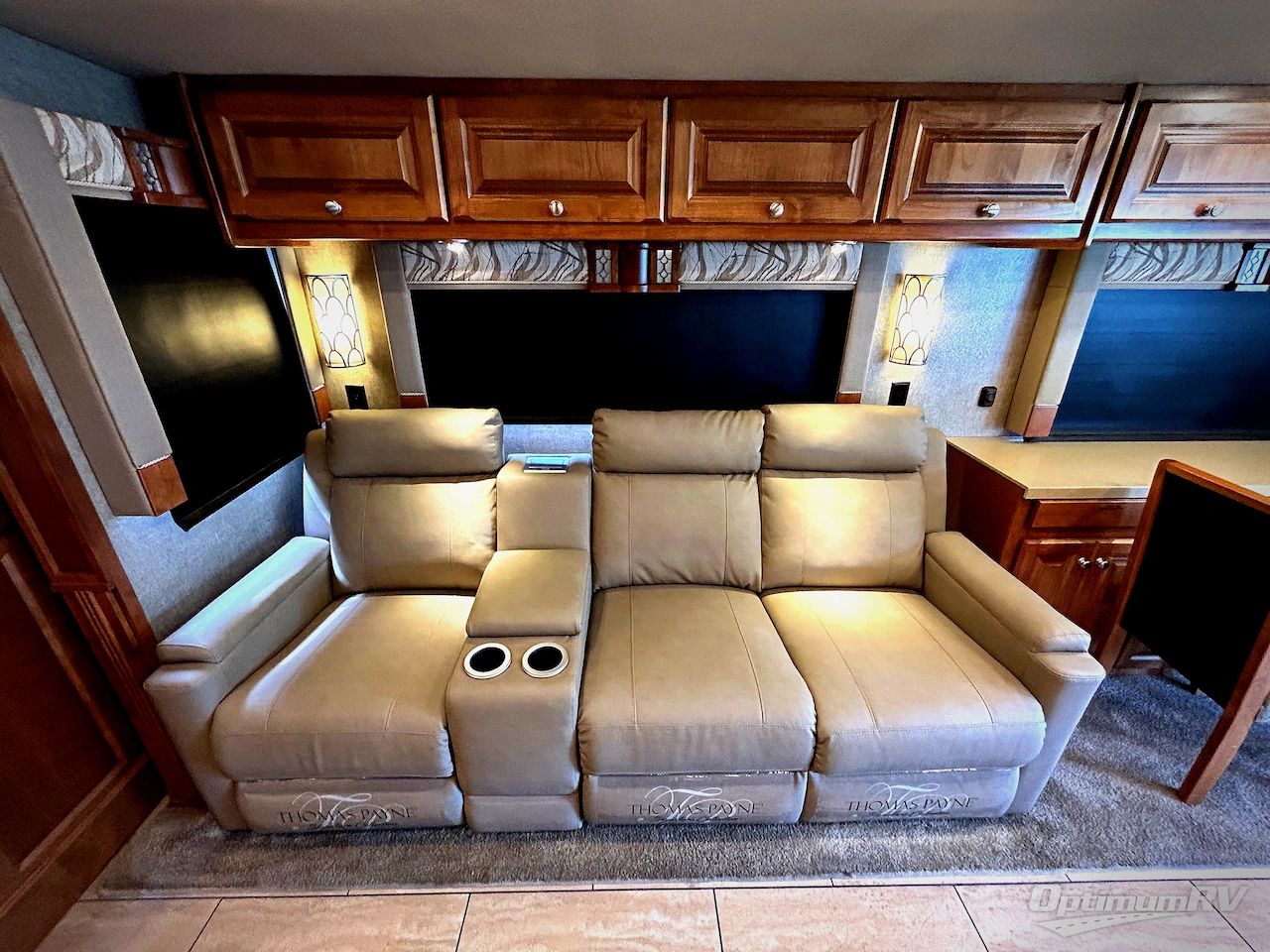 2017 Tiffin Allegro 32 SA Photo 13