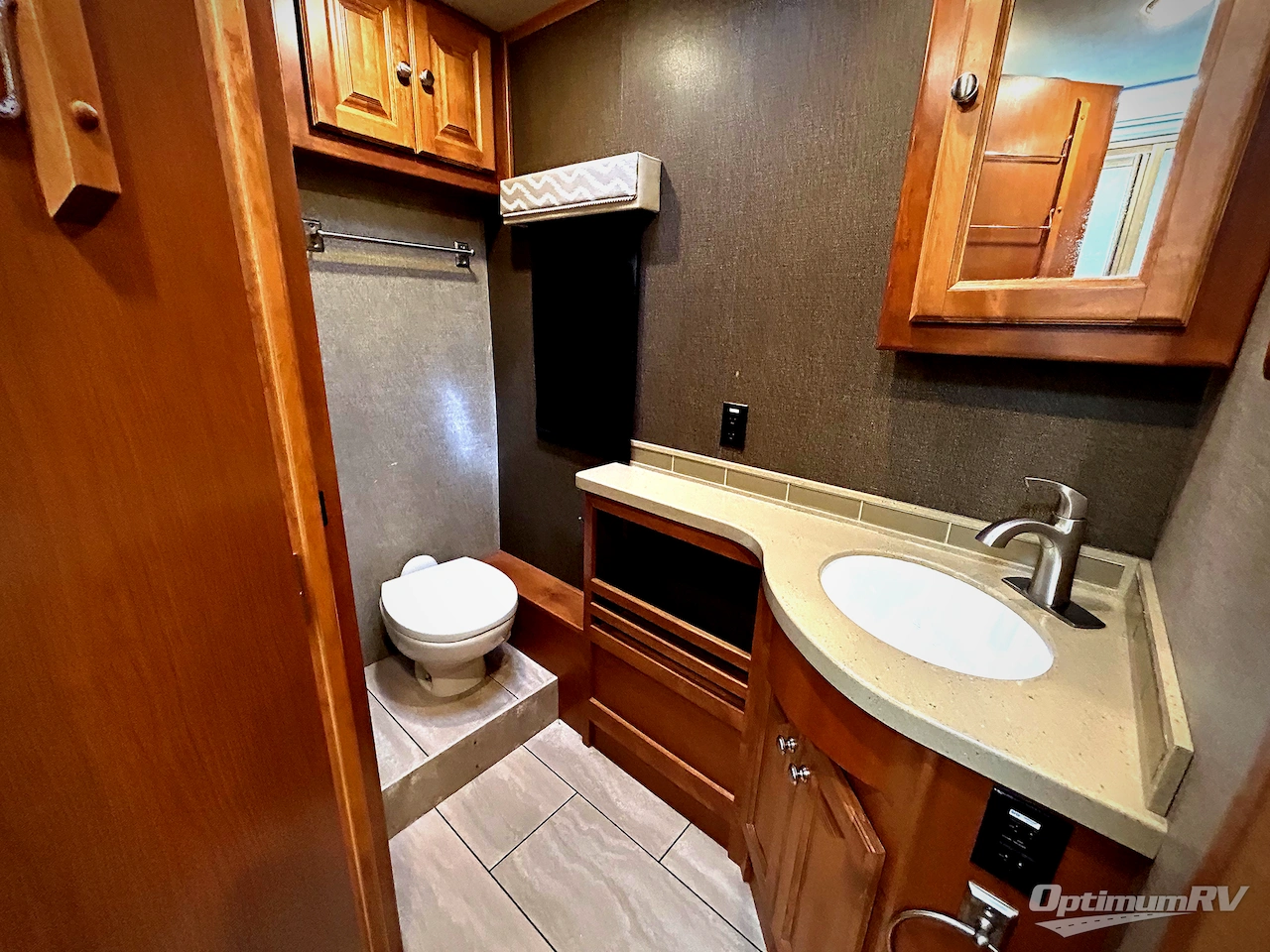 2017 Tiffin Allegro 32 SA Photo 15
