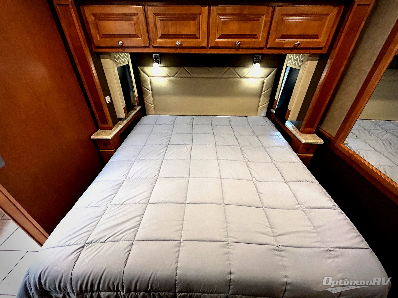 2017 Tiffin Allegro 32 SA Photo 18