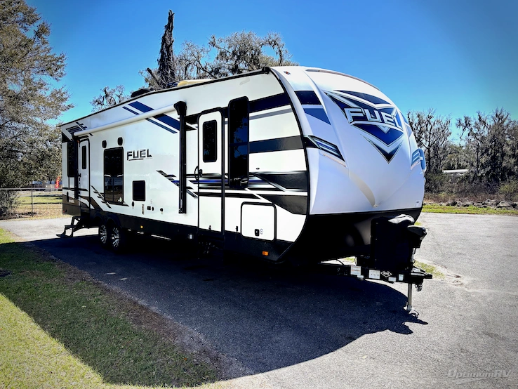 2021 Heartland Fuel 305 RV Photo 1