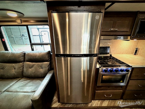 2021 Dutchmen Astoria 3373RL RV Photo 3