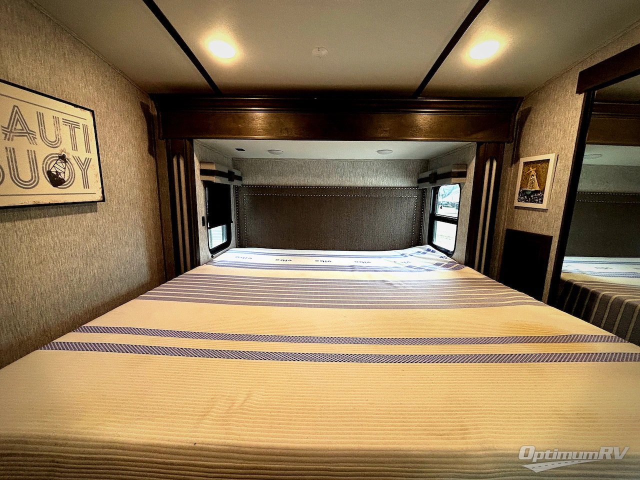 2021 Dutchmen Astoria 3373RL Photo 5