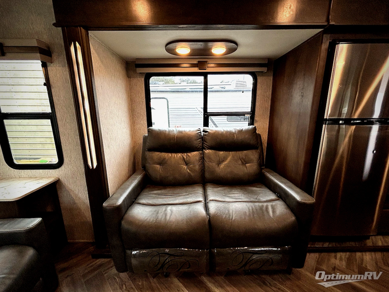 2021 Dutchmen Astoria 3373RL Photo 10