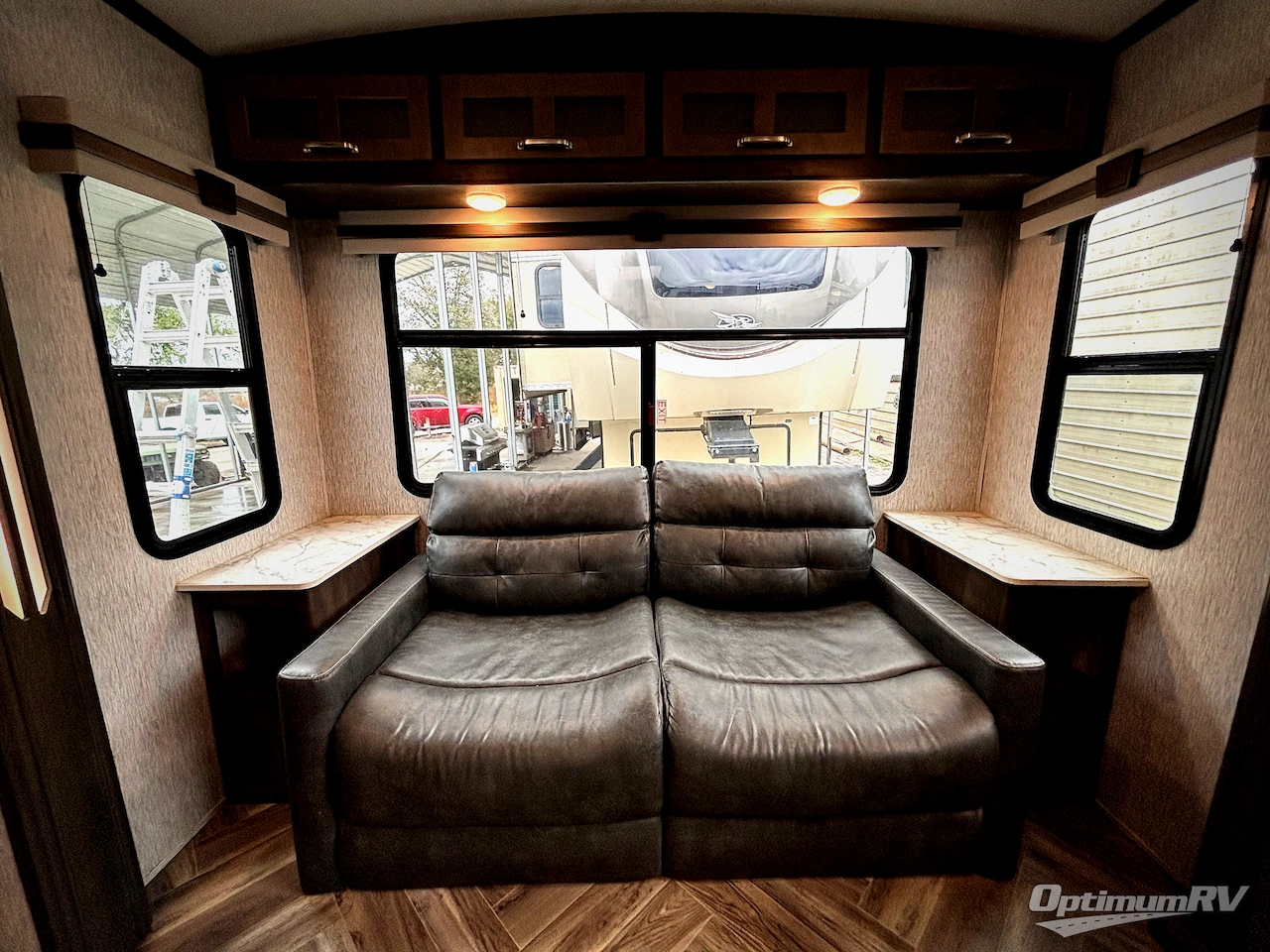 2021 Dutchmen Astoria 3373RL Photo 11