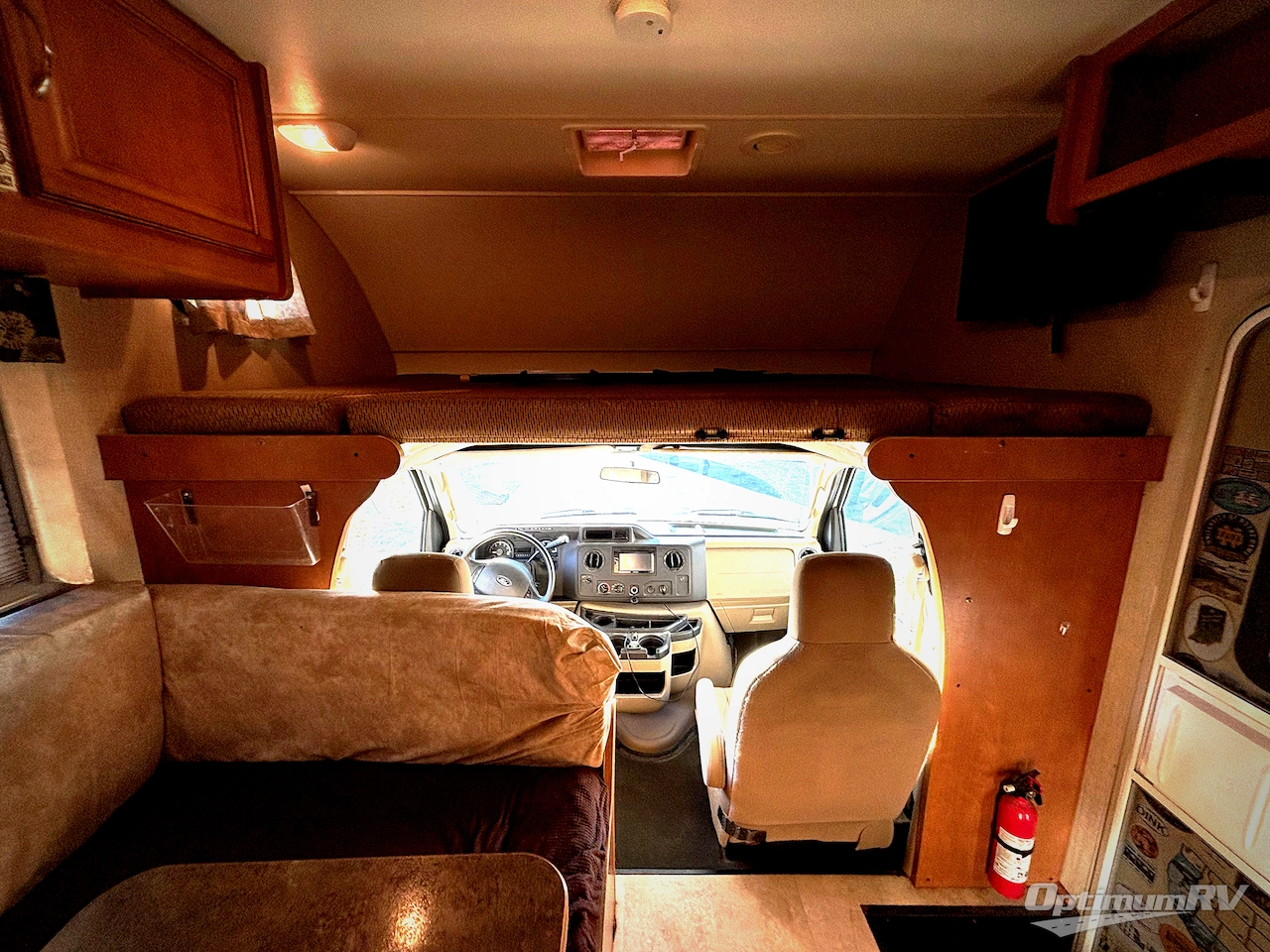 2015 Winnebago Minnie Winnie 322R Photo 10