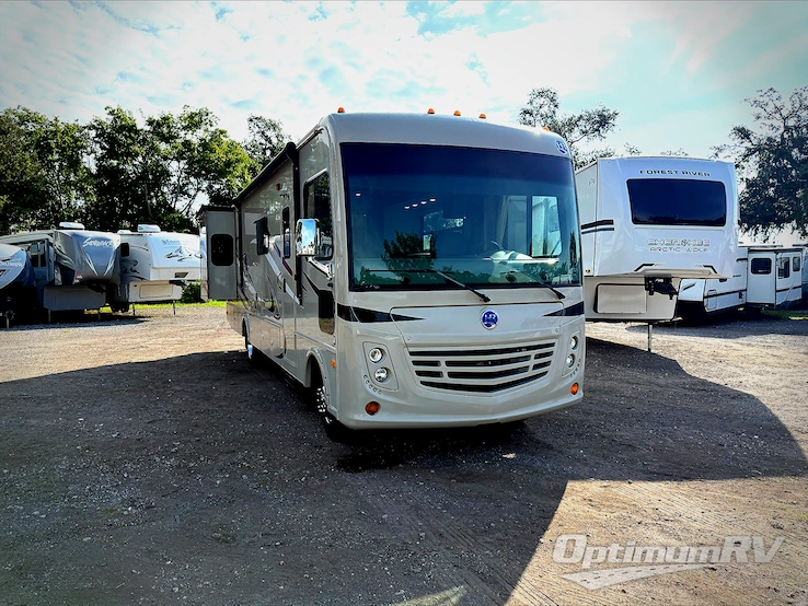 2018 Holiday Rambler Admiral XE 31A RV Photo 1