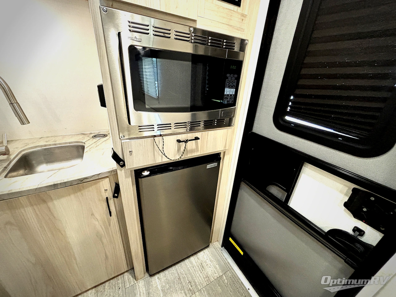 2023 Winnebago Towables Hike 1316TB Photo 8