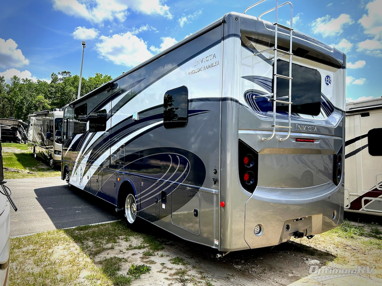 2023 Holiday Rambler Invicta 34MB Photo 3