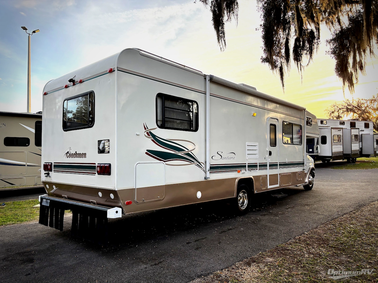 2000 Coachmen Santara 315QB Photo 2