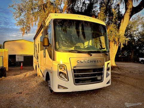 Used 2025 Coachmen Pursuit 27XPS Featured Photo